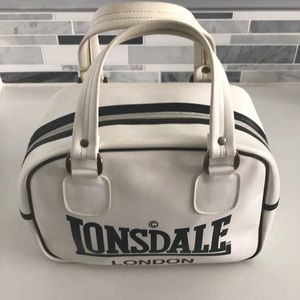Lonsdale bowling bag